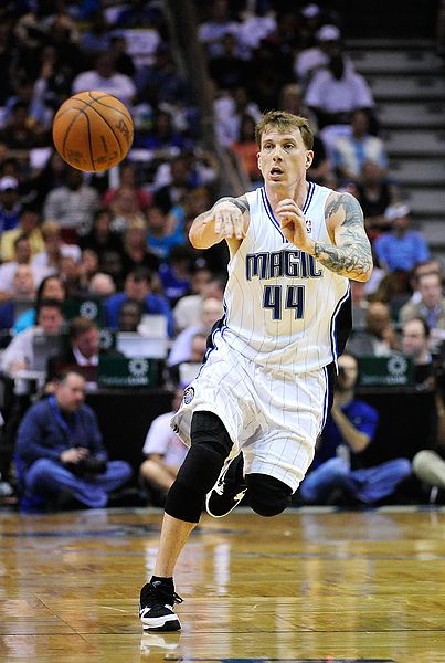 拉波尔塔：在新诺坎普为梅西办致敬仪式会很美好，但要等到26年底再谈